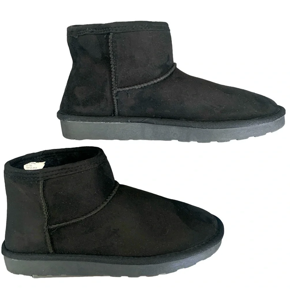 Arizona Jean Company Black Suede Ankle Snow Ugg Booties